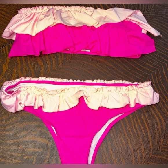 Summer Swimsuits BUNDLE of 4 (Size L, XL)… - Picture 13 of 15